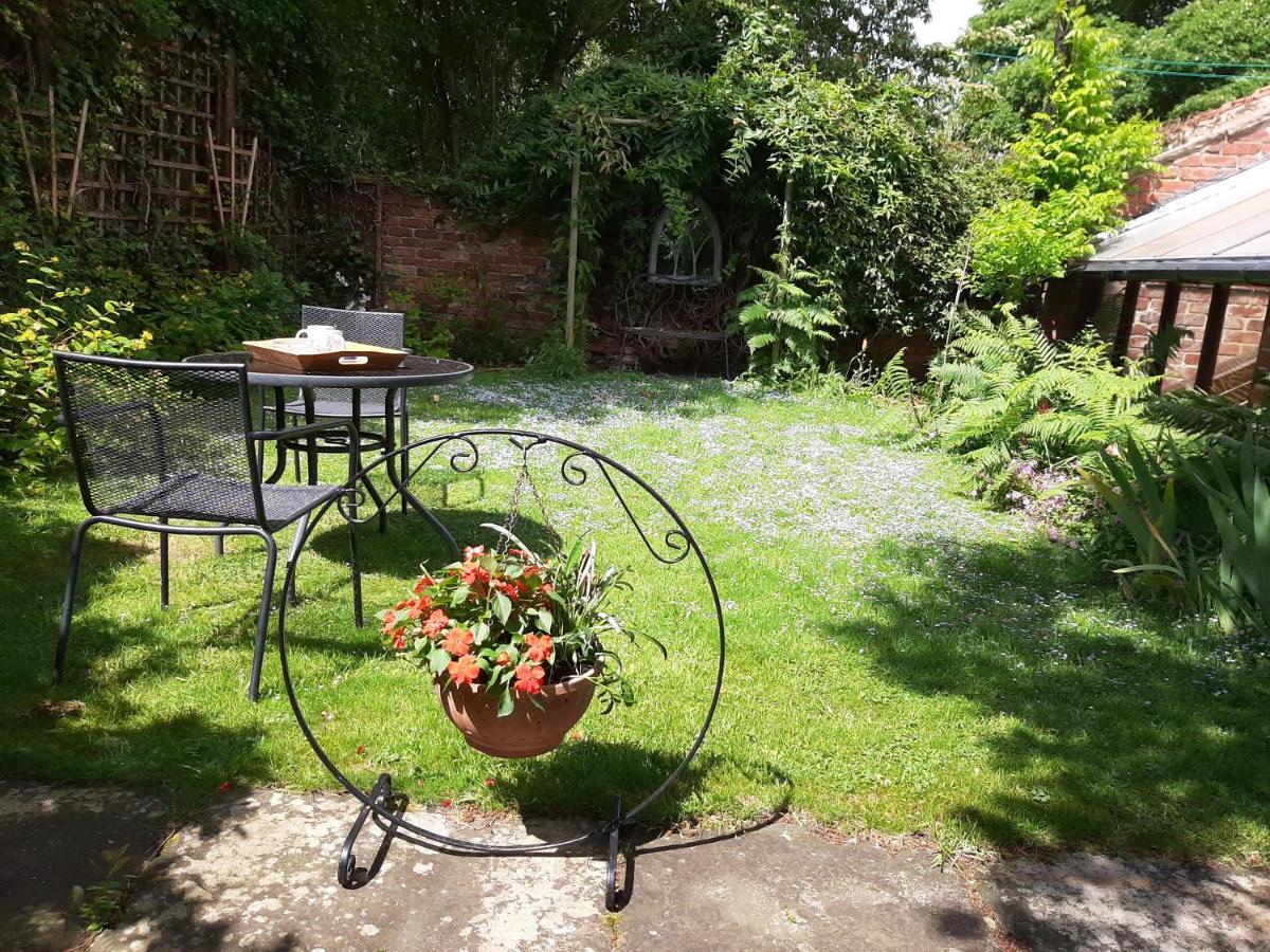 Church Villa B & B Chesterfield Dış mekan fotoğraf